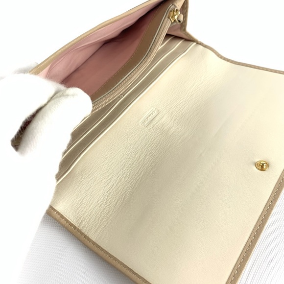 Authentic COACH   No.42460
✨ Parker OP Art Slim Envelope ✨ Light Khaki - Picture 8 of 12